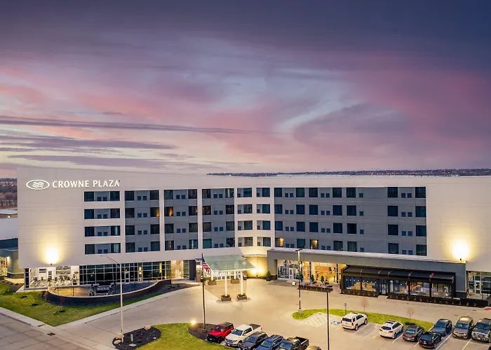 Crowne Plaza - Kearney By Ihg Hotel