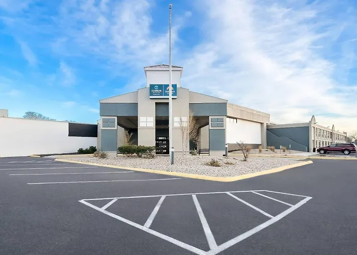 Clarion Inn And Suites Convention Center Kearney